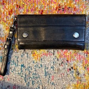 Black leather vintage-style Frye tri-fold wallet! Quality, beautiful leather!